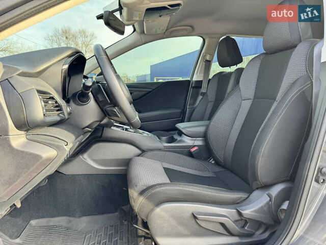 Серый Субару Аутбек, объемом двигателя 2.5 л и пробегом 31 тыс. км за 19900 $, фото 20 на Automoto.ua