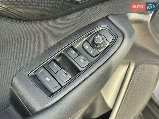 Серый Субару Аутбек, объемом двигателя 2.5 л и пробегом 31 тыс. км за 19900 $, фото 17 на Automoto.ua