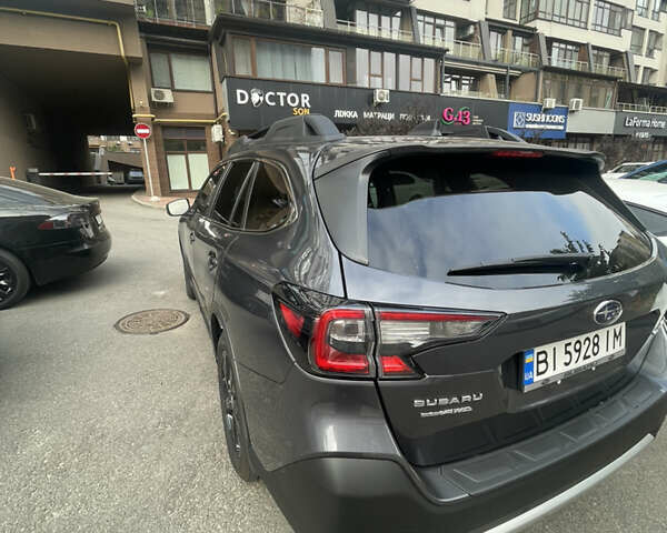 Серый Субару Аутбек, объемом двигателя 2.5 л и пробегом 40 тыс. км за 23500 $, фото 3 на Automoto.ua