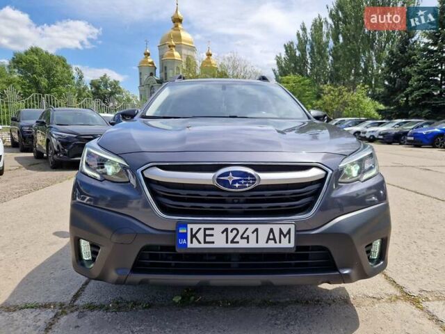 Серый Субару Аутбек, объемом двигателя 2.4 л и пробегом 49 тыс. км за 25000 $, фото 1 на Automoto.ua