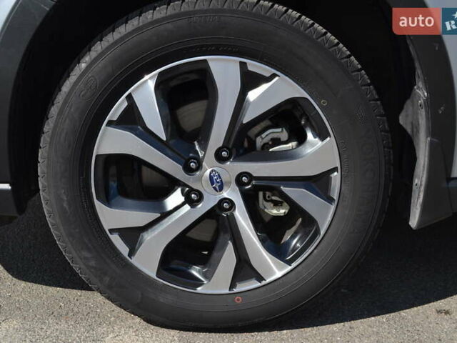 Сірий Субару Аутбек, об'ємом двигуна 2.5 л та пробігом 64 тис. км за 27900 $, фото 9 на Automoto.ua