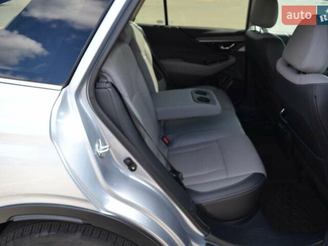 Сірий Субару Аутбек, об'ємом двигуна 2.5 л та пробігом 64 тис. км за 27900 $, фото 19 на Automoto.ua