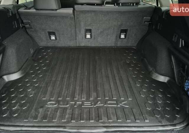 Сірий Субару Аутбек, об'ємом двигуна 2.39 л та пробігом 47 тис. км за 25700 $, фото 4 на Automoto.ua