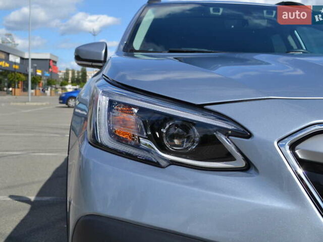 Сірий Субару Аутбек, об'ємом двигуна 2.5 л та пробігом 64 тис. км за 27900 $, фото 8 на Automoto.ua