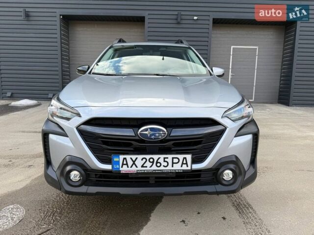 Сірий Субару Аутбек, об'ємом двигуна 2.5 л та пробігом 30 тис. км за 25800 $, фото 5 на Automoto.ua