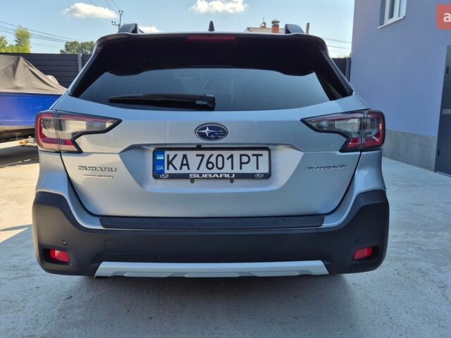 Сірий Субару Аутбек, об'ємом двигуна 2.5 л та пробігом 40 тис. км за 24200 $, фото 6 на Automoto.ua