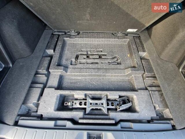 Серый Субару Аутбек, объемом двигателя 2.5 л и пробегом 68 тыс. км за 22900 $, фото 37 на Automoto.ua