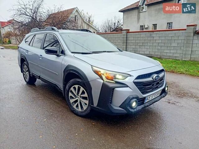 Сірий Субару Аутбек, об'ємом двигуна 2.5 л та пробігом 68 тис. км за 24500 $, фото 1 на Automoto.ua