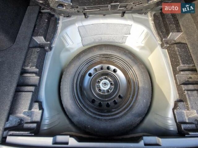 Серый Субару Аутбек, объемом двигателя 2.5 л и пробегом 68 тыс. км за 22900 $, фото 38 на Automoto.ua