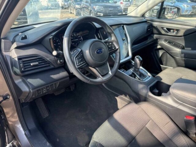 Серый Субару Аутбек, объемом двигателя 2.5 л и пробегом 21 тыс. км за 12000 $, фото 6 на Automoto.ua