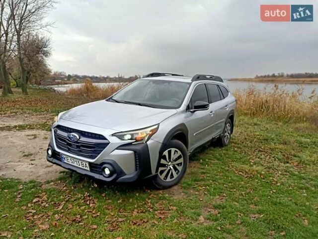 Сірий Субару Аутбек, об'ємом двигуна 2.5 л та пробігом 68 тис. км за 24500 $, фото 5 на Automoto.ua