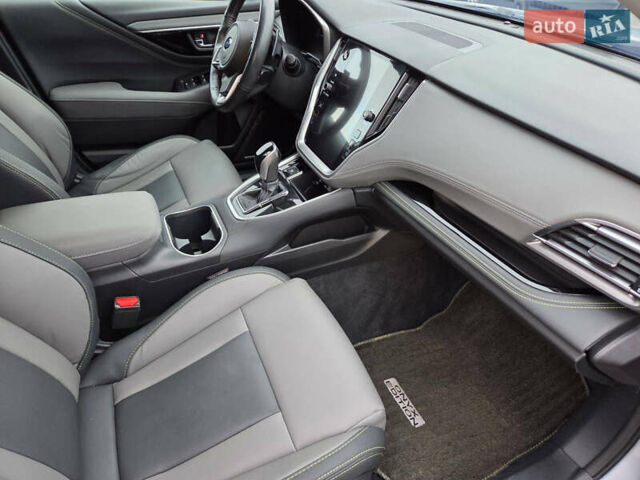 Сірий Субару Аутбек, об'ємом двигуна 2.5 л та пробігом 13 тис. км за 25800 $, фото 10 на Automoto.ua