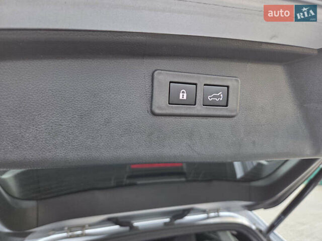 Сірий Субару Аутбек, об'ємом двигуна 2.5 л та пробігом 13 тис. км за 25800 $, фото 13 на Automoto.ua