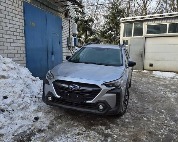 Серый Субару Аутбек, объемом двигателя 2.5 л и пробегом 24 тыс. км за 29000 $, фото 1 на Automoto.ua