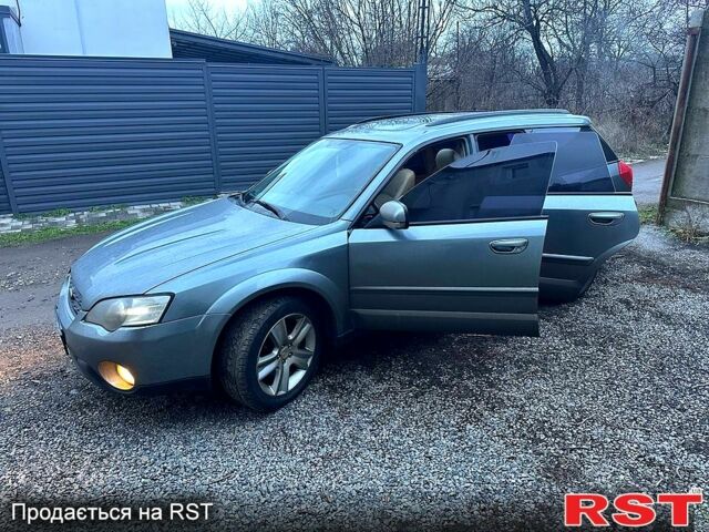 Серый Субару Аутбек, объемом двигателя 3 л и пробегом 303 тыс. км за 6300 $, фото 1 на Automoto.ua