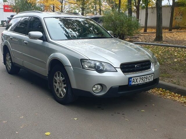 Сірий Субару Аутбек, об'ємом двигуна 2.5 л та пробігом 350 тис. км за 5500 $, фото 3 на Automoto.ua