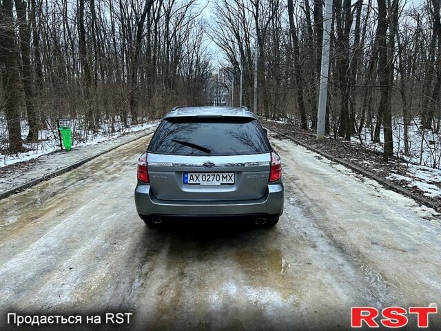 Сірий Субару Аутбек, об'ємом двигуна 3 л та пробігом 360 тис. км за 7500 $, фото 4 на Automoto.ua