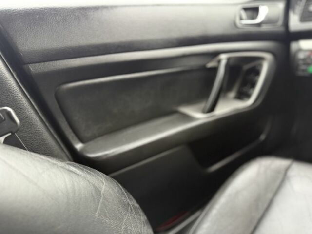 Серый Субару Аутбек, объемом двигателя 2.5 л и пробегом 300 тыс. км за 4700 $, фото 17 на Automoto.ua