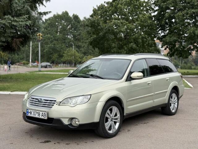 Серый Субару Аутбек, объемом двигателя 2.5 л и пробегом 300 тыс. км за 4700 $, фото 2 на Automoto.ua