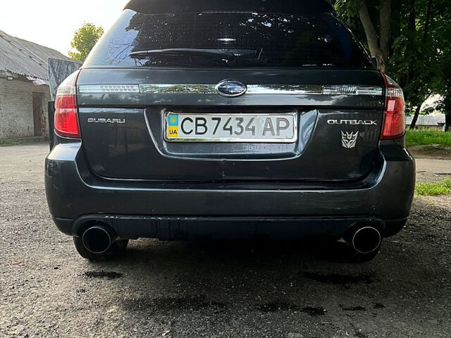 Серый Субару Аутбек, объемом двигателя 3 л и пробегом 265 тыс. км за 6500 $, фото 3 на Automoto.ua