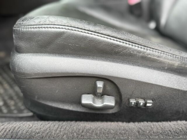 Серый Субару Аутбек, объемом двигателя 2.5 л и пробегом 300 тыс. км за 4700 $, фото 14 на Automoto.ua