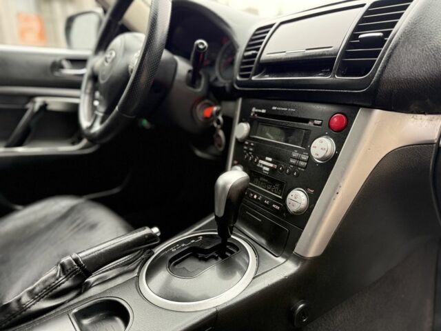 Серый Субару Аутбек, объемом двигателя 2.5 л и пробегом 300 тыс. км за 4700 $, фото 22 на Automoto.ua