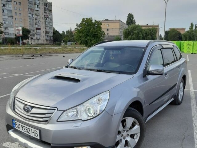 Сірий Субару Аутбек, об'ємом двигуна 2 л та пробігом 230 тис. км за 8600 $, фото 4 на Automoto.ua