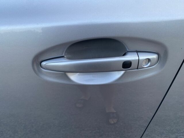 Серый Субару Аутбек, объемом двигателя 2.5 л и пробегом 170 тыс. км за 10500 $, фото 6 на Automoto.ua