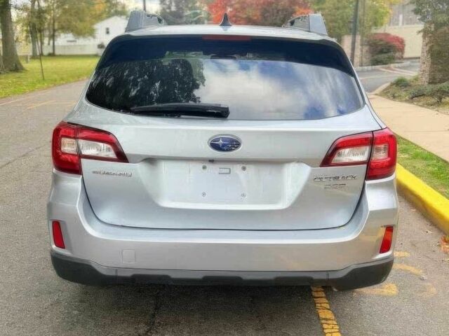 Серый Субару Аутбек, объемом двигателя 3.6 л и пробегом 73 тыс. км за 11000 $, фото 5 на Automoto.ua