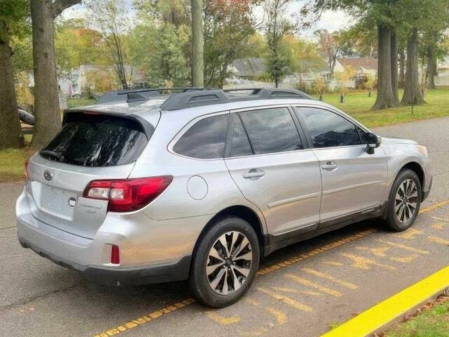 Серый Субару Аутбек, объемом двигателя 3.6 л и пробегом 73 тыс. км за 11000 $, фото 6 на Automoto.ua