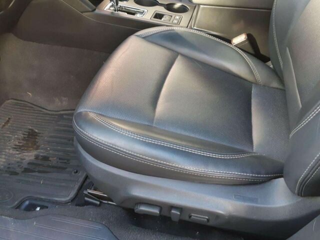 Серый Субару Аутбек, объемом двигателя 2.5 л и пробегом 107 тыс. км за 11500 $, фото 7 на Automoto.ua