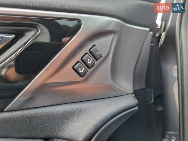 Сірий Субару Аутбек, об'ємом двигуна 2.4 л та пробігом 27 тис. км за 34500 $, фото 33 на Automoto.ua