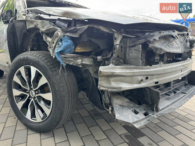 Серый Субару Аутбек, объемом двигателя 0 л и пробегом 76 тыс. км за 11900 $, фото 11 на Automoto.ua