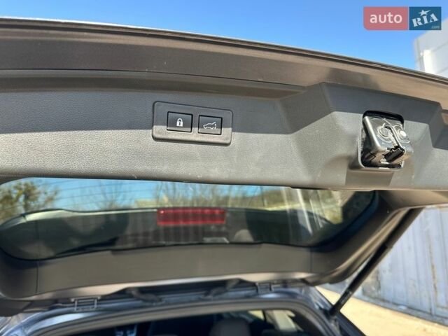 Серый Субару Аутбек, объемом двигателя 2.5 л и пробегом 9 тыс. км за 23700 $, фото 37 на Automoto.ua