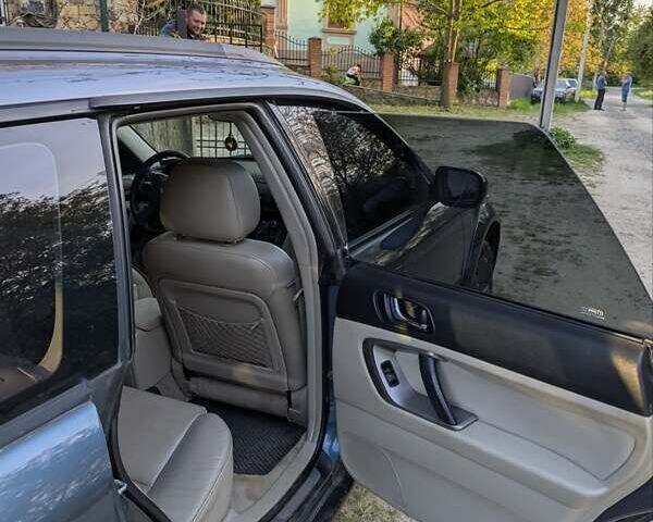 Синій Субару Аутбек, об'ємом двигуна 3 л та пробігом 330 тис. км за 5500 $, фото 6 на Automoto.ua