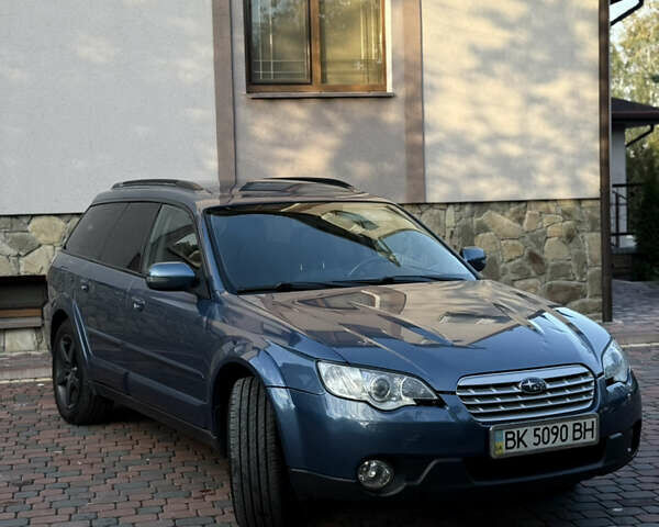 Синий Субару Аутбек, объемом двигателя 2.46 л и пробегом 269 тыс. км за 6000 $, фото 1 на Automoto.ua