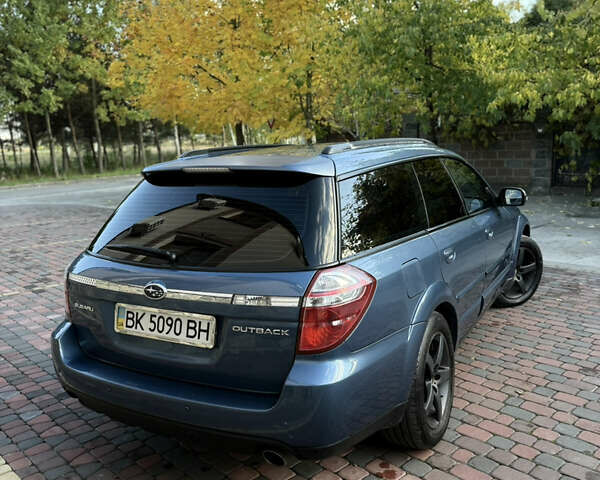 Синий Субару Аутбек, объемом двигателя 2.46 л и пробегом 269 тыс. км за 6000 $, фото 3 на Automoto.ua
