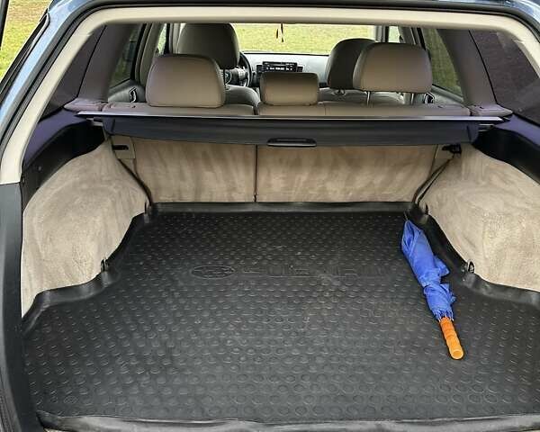 Синій Субару Аутбек, об'ємом двигуна 3 л та пробігом 304 тис. км за 6500 $, фото 6 на Automoto.ua