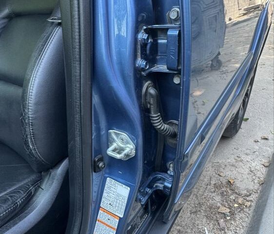 Синій Субару Аутбек, об'ємом двигуна 3 л та пробігом 219 тис. км за 7765 $, фото 16 на Automoto.ua
