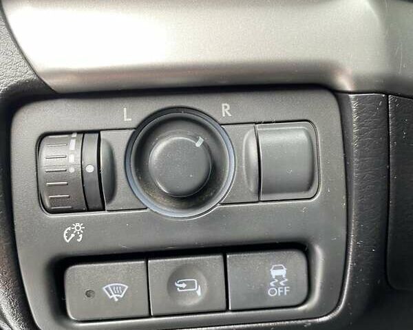 Синій Субару Аутбек, об'ємом двигуна 3 л та пробігом 205 тис. км за 8800 $, фото 24 на Automoto.ua