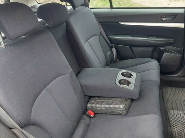 Синий Субару Аутбек, объемом двигателя 0 л и пробегом 265 тыс. км за 4700 $, фото 2 на Automoto.ua