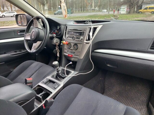 Синий Субару Аутбек, объемом двигателя 0 л и пробегом 265 тыс. км за 4700 $, фото 3 на Automoto.ua