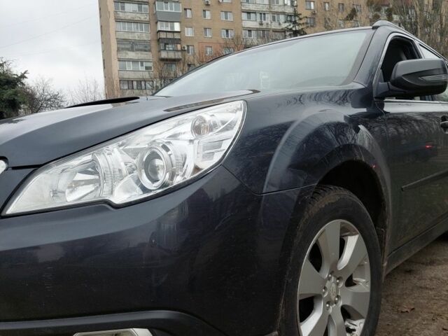 Синий Субару Аутбек, объемом двигателя 0 л и пробегом 265 тыс. км за 4700 $, фото 4 на Automoto.ua