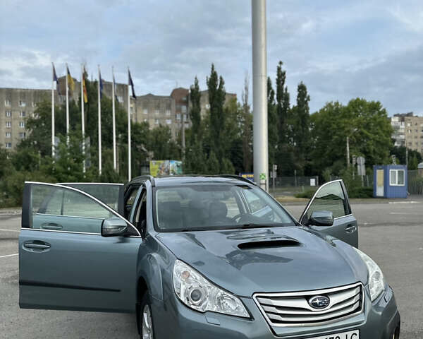 Синий Субару Аутбек, объемом двигателя 2 л и пробегом 294 тыс. км за 8500 $, фото 9 на Automoto.ua