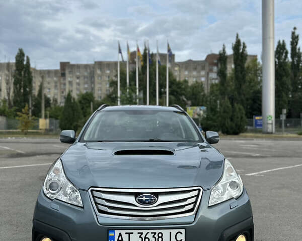 Синий Субару Аутбек, объемом двигателя 2 л и пробегом 294 тыс. км за 8500 $, фото 1 на Automoto.ua
