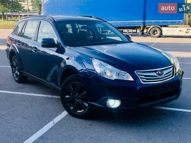 Синий Субару Аутбек, объемом двигателя 2.5 л и пробегом 270 тыс. км за 8500 $, фото 1 на Automoto.ua