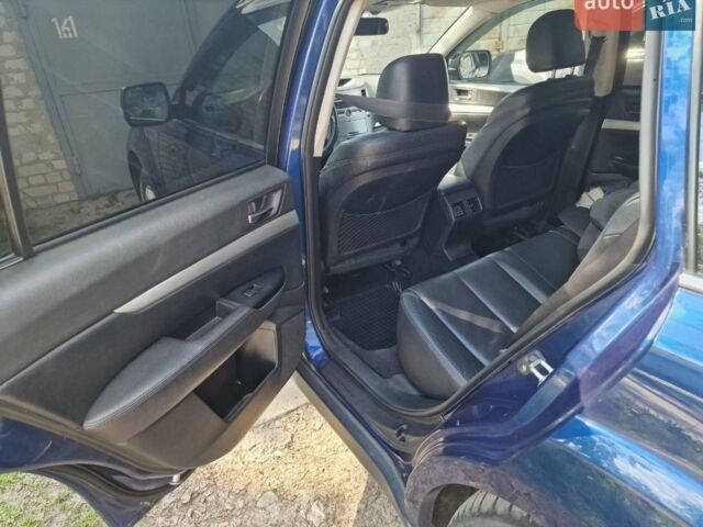 Синій Субару Аутбек, об'ємом двигуна 2.5 л та пробігом 245 тис. км за 8400 $, фото 5 на Automoto.ua