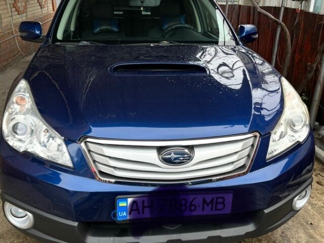 Синій Субару Аутбек, об'ємом двигуна 2 л та пробігом 300 тис. км за 9000 $, фото 1 на Automoto.ua