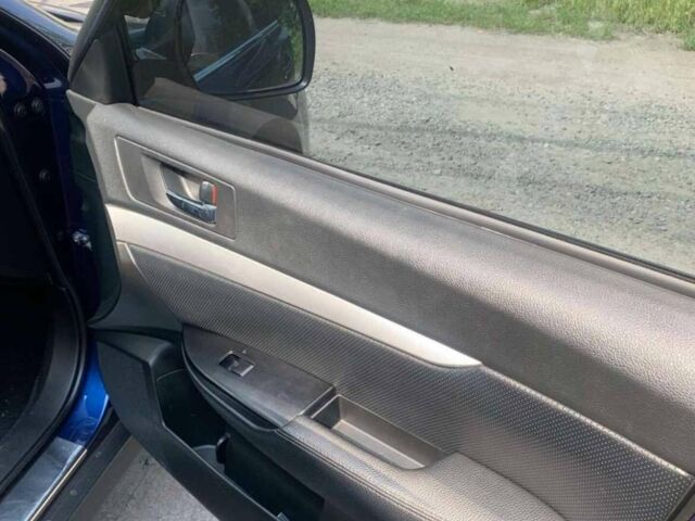 Синій Субару Аутбек, об'ємом двигуна 2.46 л та пробігом 195 тис. км за 10000 $, фото 5 на Automoto.ua