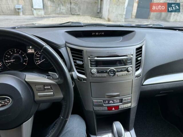 Синій Субару Аутбек, об'ємом двигуна 2.46 л та пробігом 209 тис. км за 9700 $, фото 5 на Automoto.ua